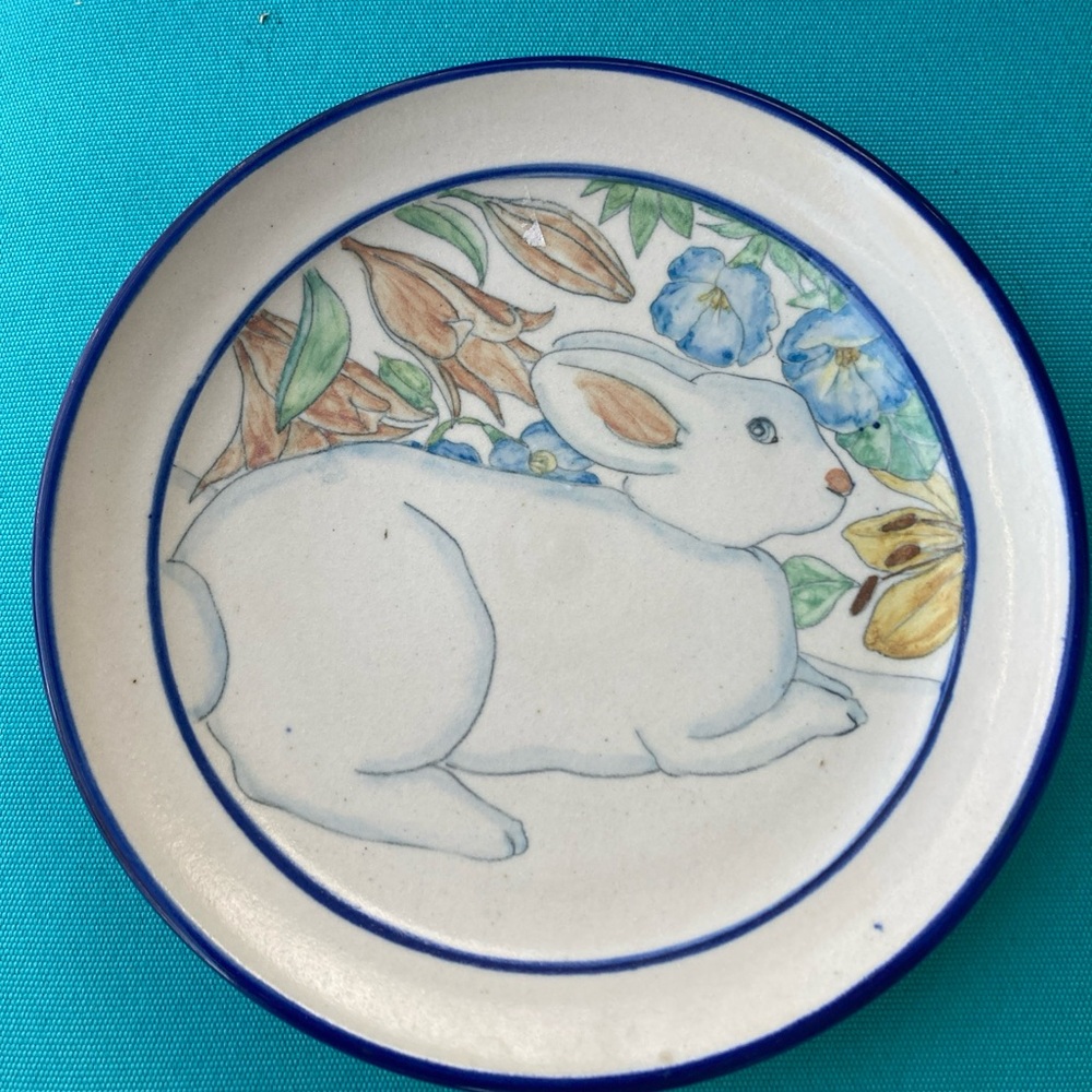 Davila Brodsky pottery bunny dish
